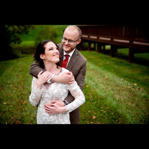 Meet your Posher, Sarah Grace - Picture 1 of 1